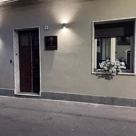 La Mora 3*